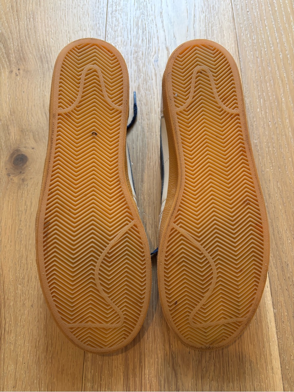 Men’s Nike Killshot shoes, Sail/Gum Yellow/Midnight Navy, 9.5 - Picture 8 of 8